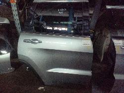 View Auto part Right Rear Door Sliding Jeep Grandcherokee 2016