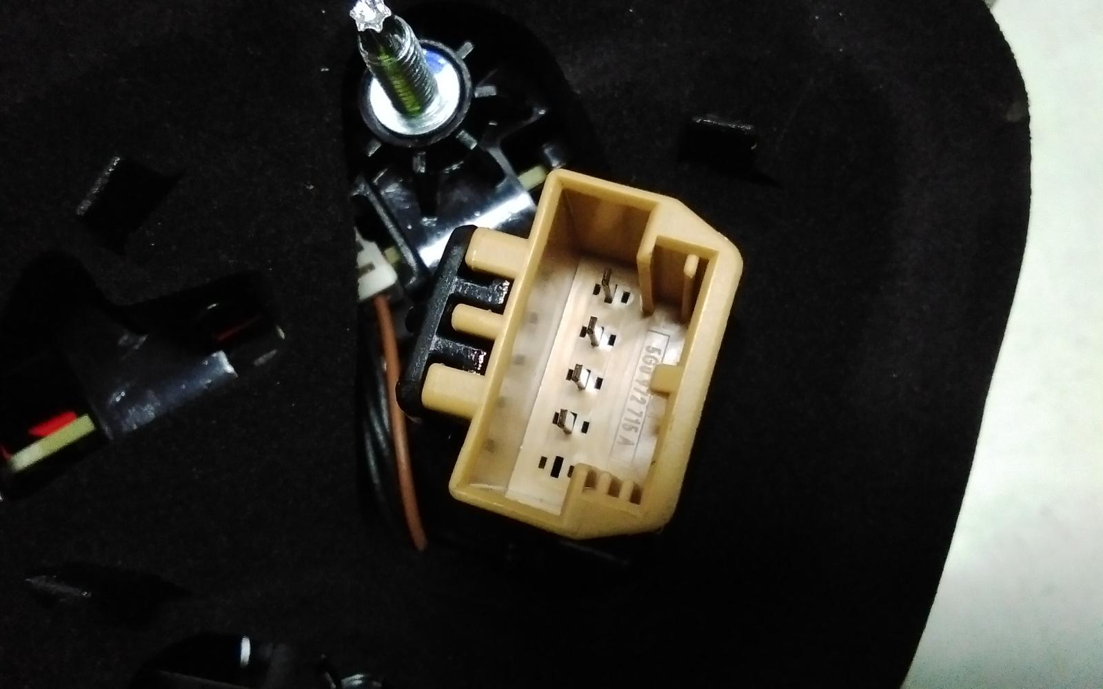 View Auto part Rear Garnish Volkswagen Tiguan 2022