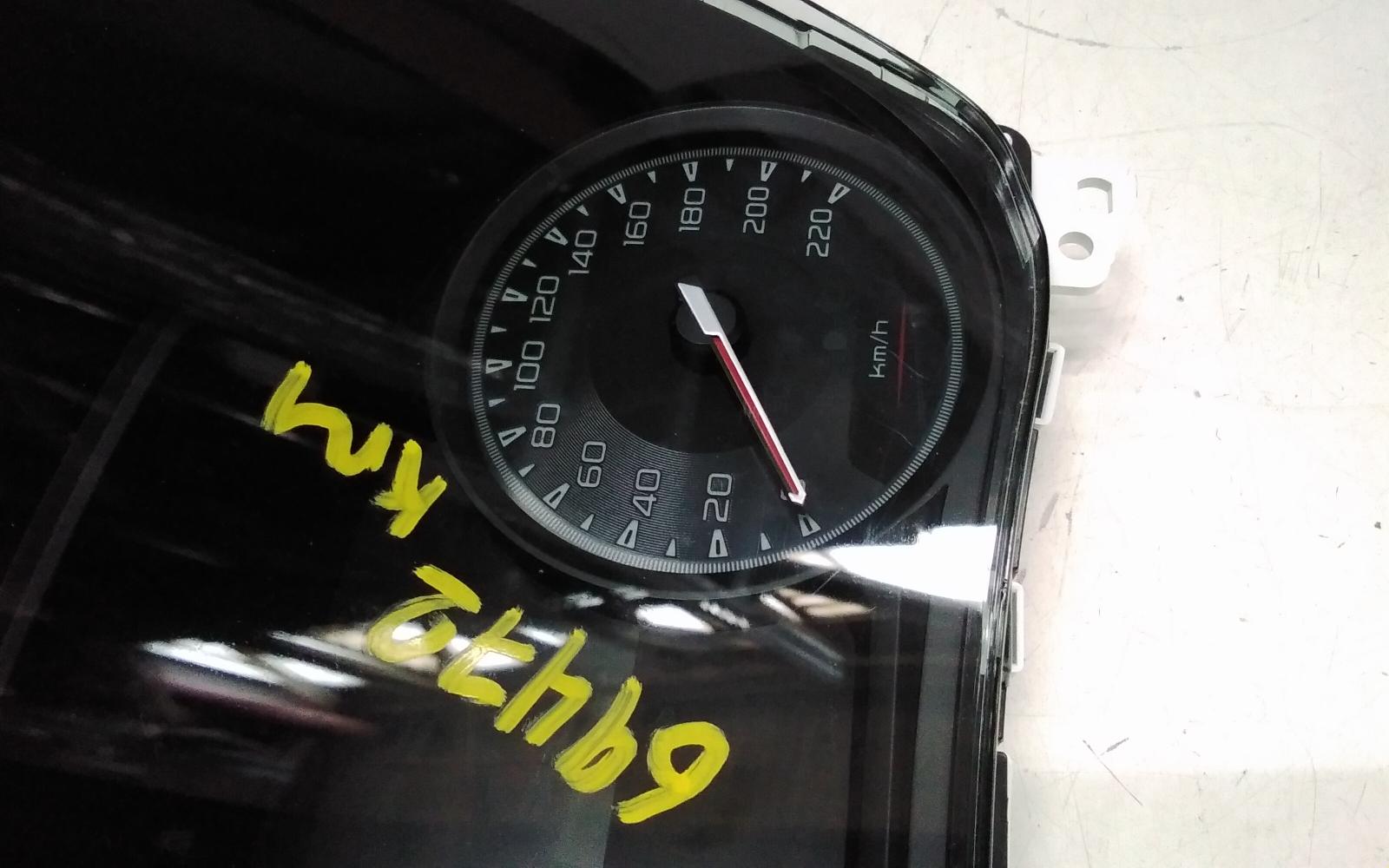 View Auto part Instrument Cluster Isuzu Dmax 2022