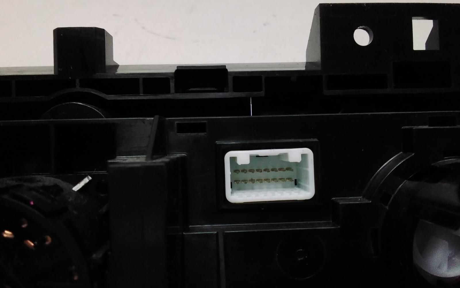 View Auto part Heater/Ac Controls Isuzu Dmax 2022