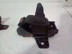 View Auto part Mount Isuzu Dmax 2022