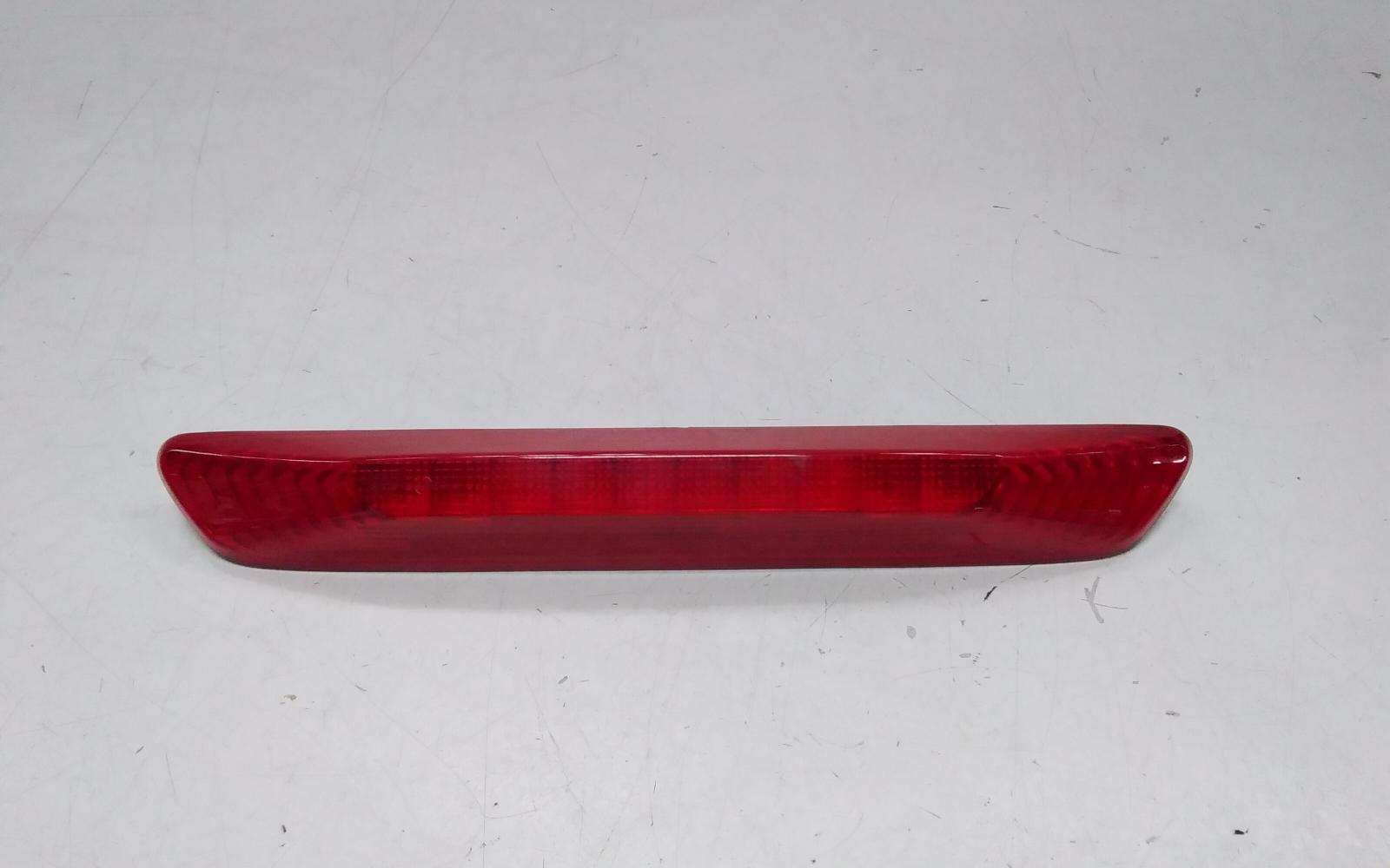 View Auto part High Level Stoplight Isuzu Dmax 2022