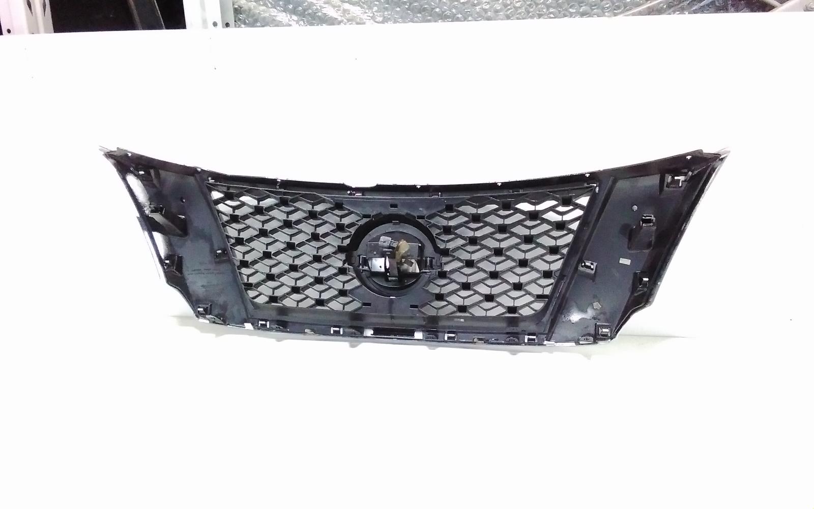 View Auto part Grille Nissan Pathfinder 2013