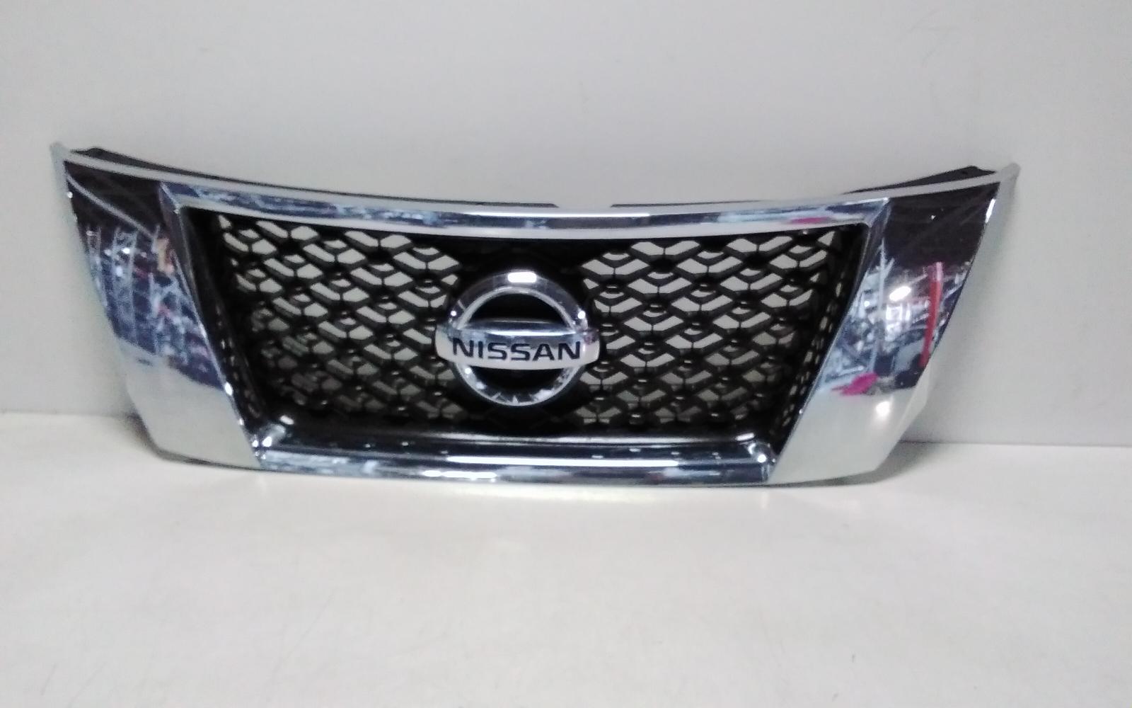 View Auto part Grille Nissan Pathfinder 2013