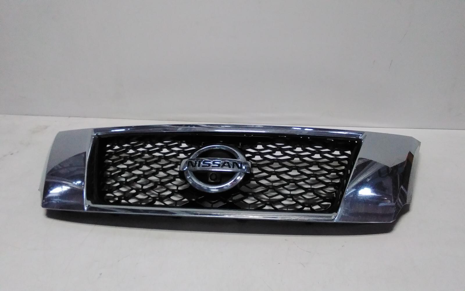 View Auto part Grille Nissan Pathfinder 2013