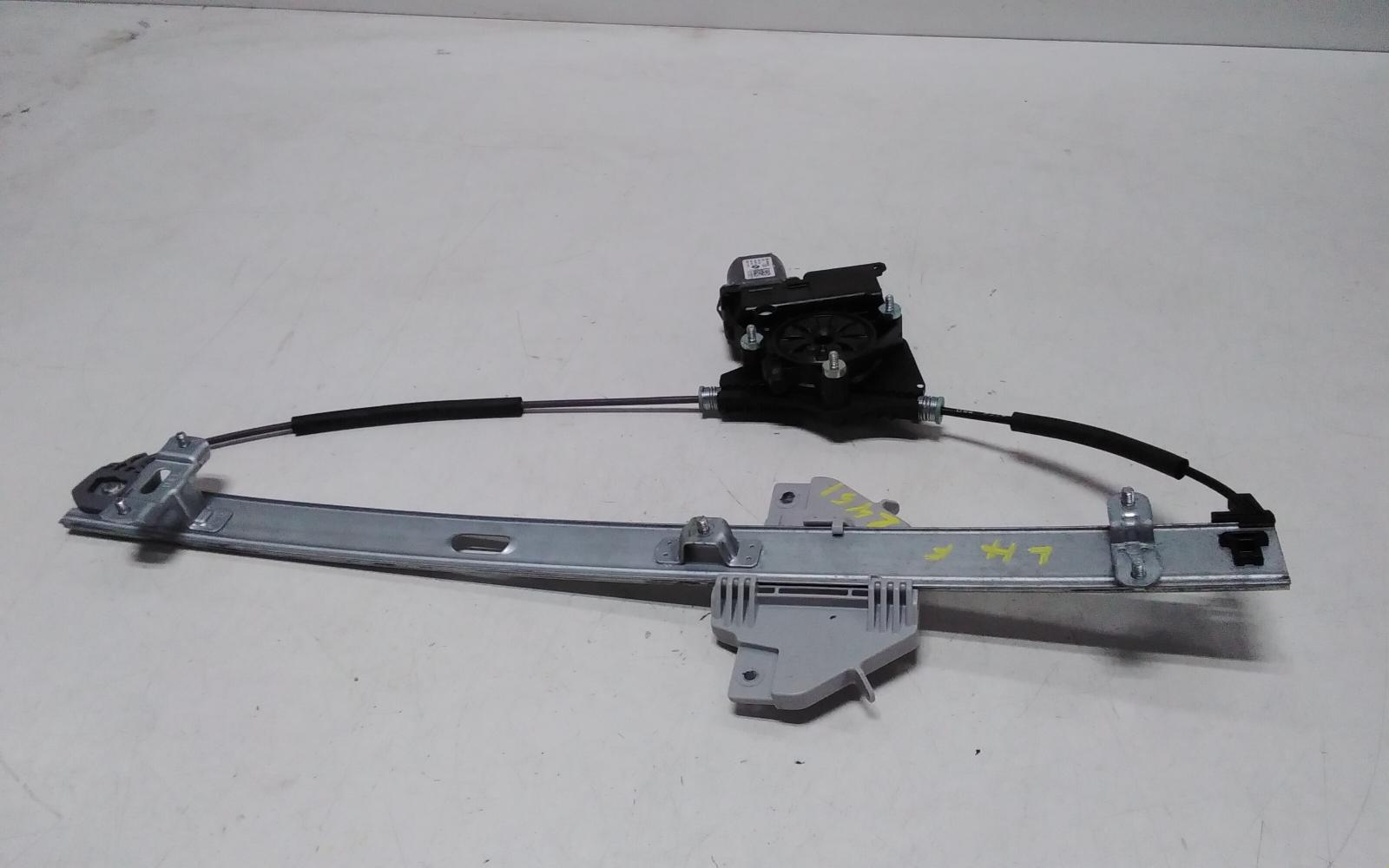 View Auto part Left Front Window Reg/Motor Hyundai Staria 2022