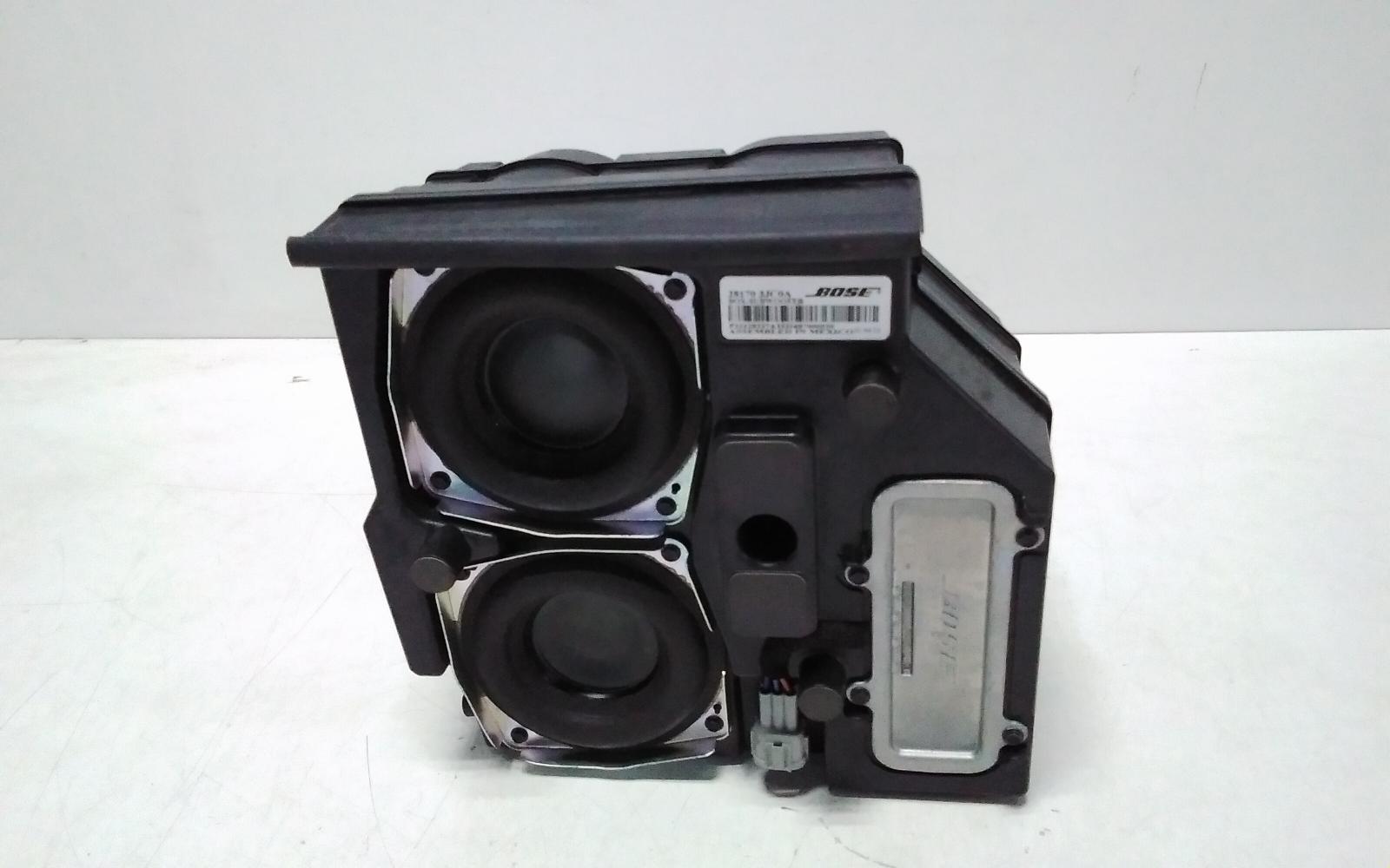 View Auto part SPEAKER Nissan Pathfinder 2013