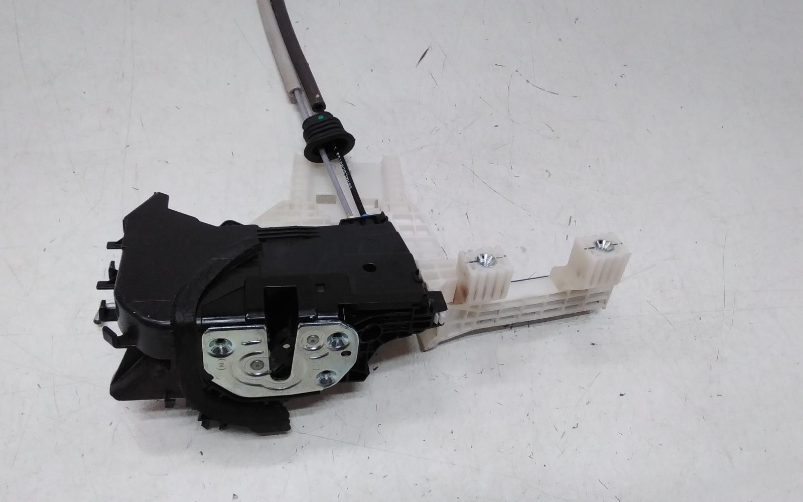 2022 Hyundai Palisade Door/Boot/Gate Lock View Auto part Door/Boot/Gate Lock Hyundai Palisade 2022