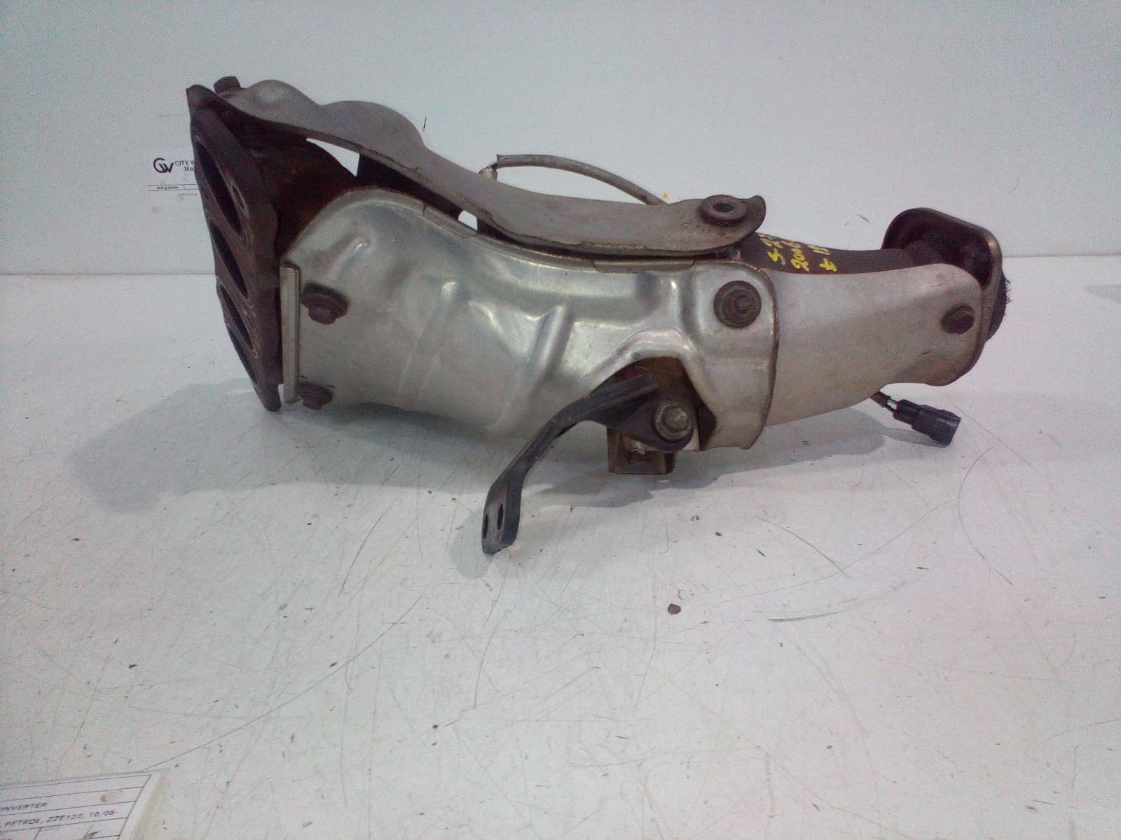 View Auto part Catalytic Converter Toyota Corolla 2006