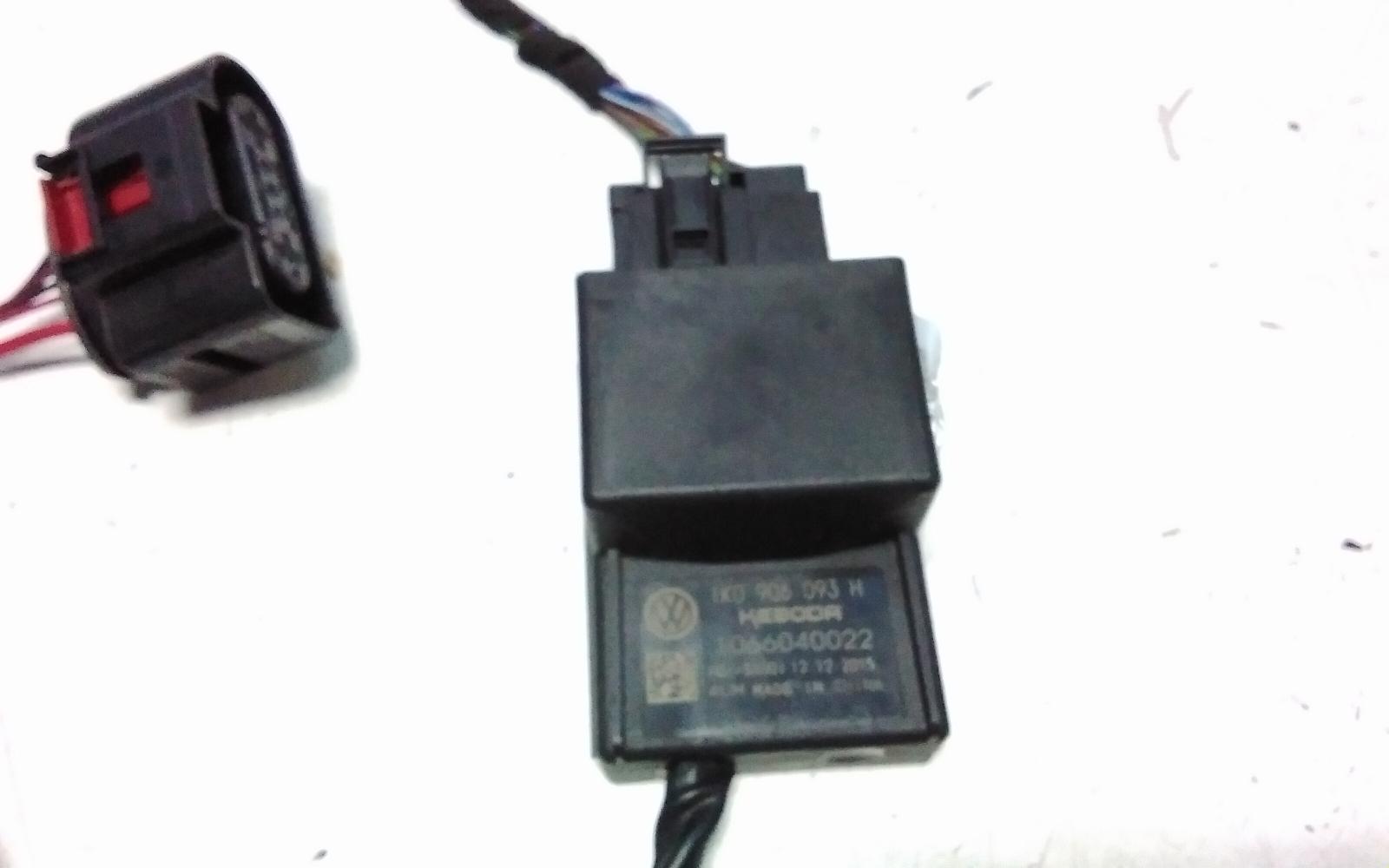 2016 Audi A1 Misc Switch/Relay View Auto part Misc Switch/Relay Audi A1 2016