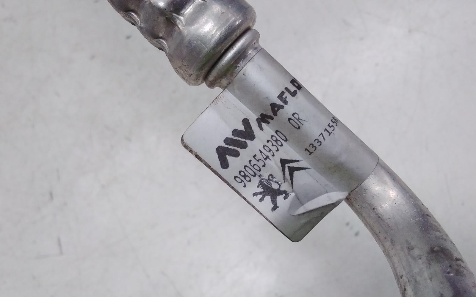 View Auto part A/C Hoses Peugeot Expert 2019