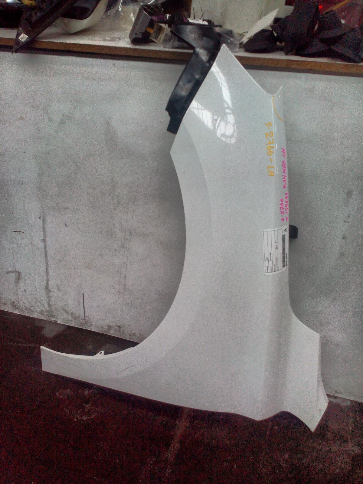 View Auto part Left Guard Mg Mg5 2024