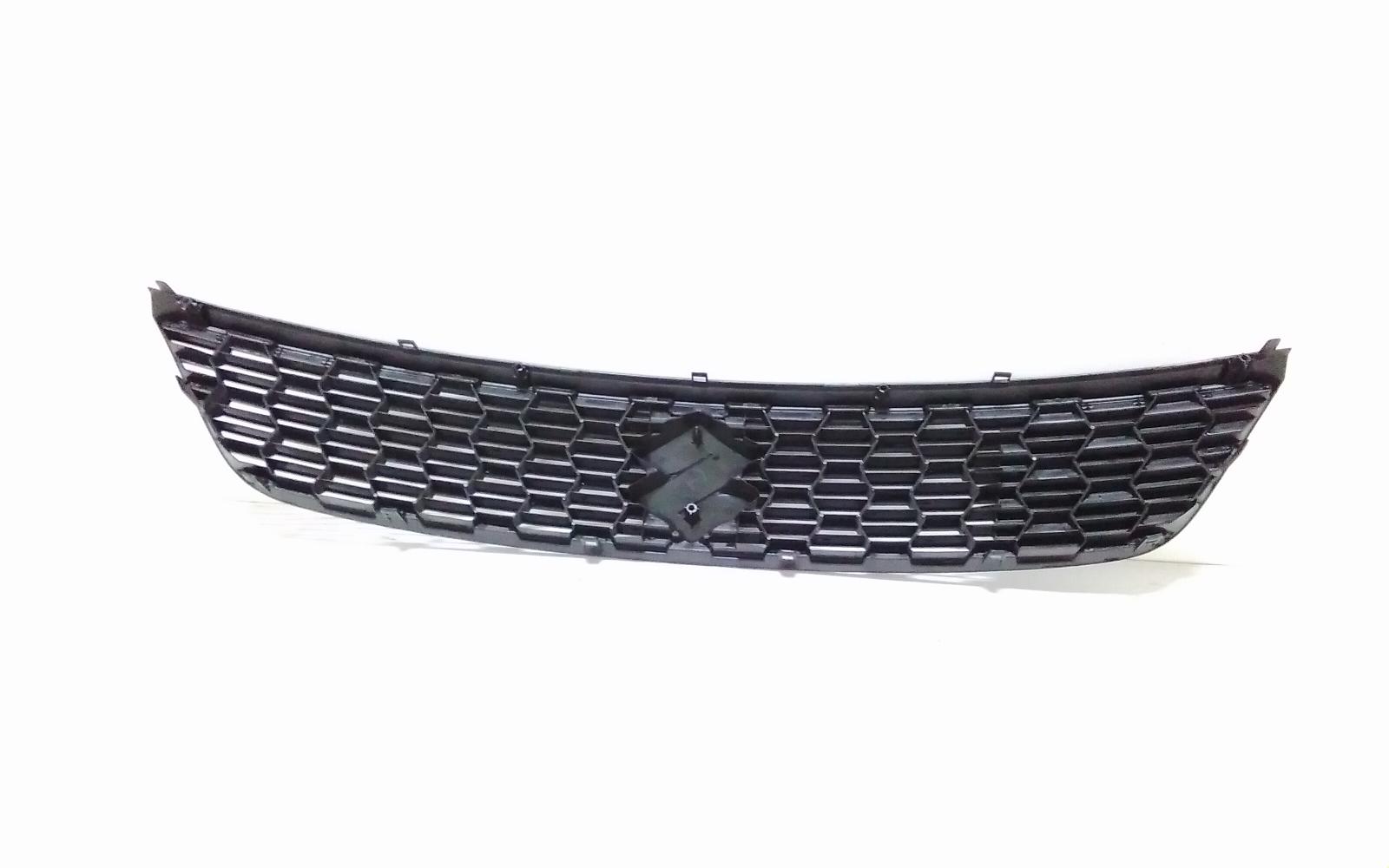 View Auto part Grille Suzuki Swift 2015