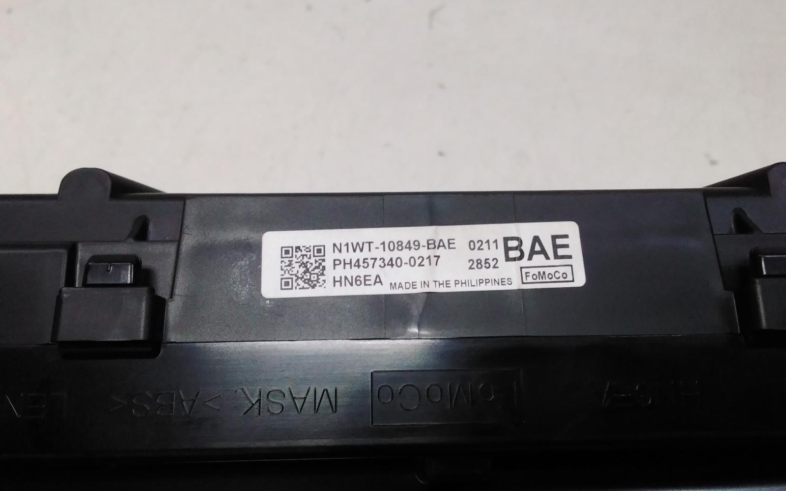 View Auto part Instrument Cluster Ford Ranger 2023