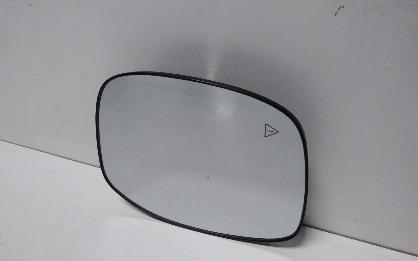 View Auto part Left Door Mirror Hyundai Staria 2023