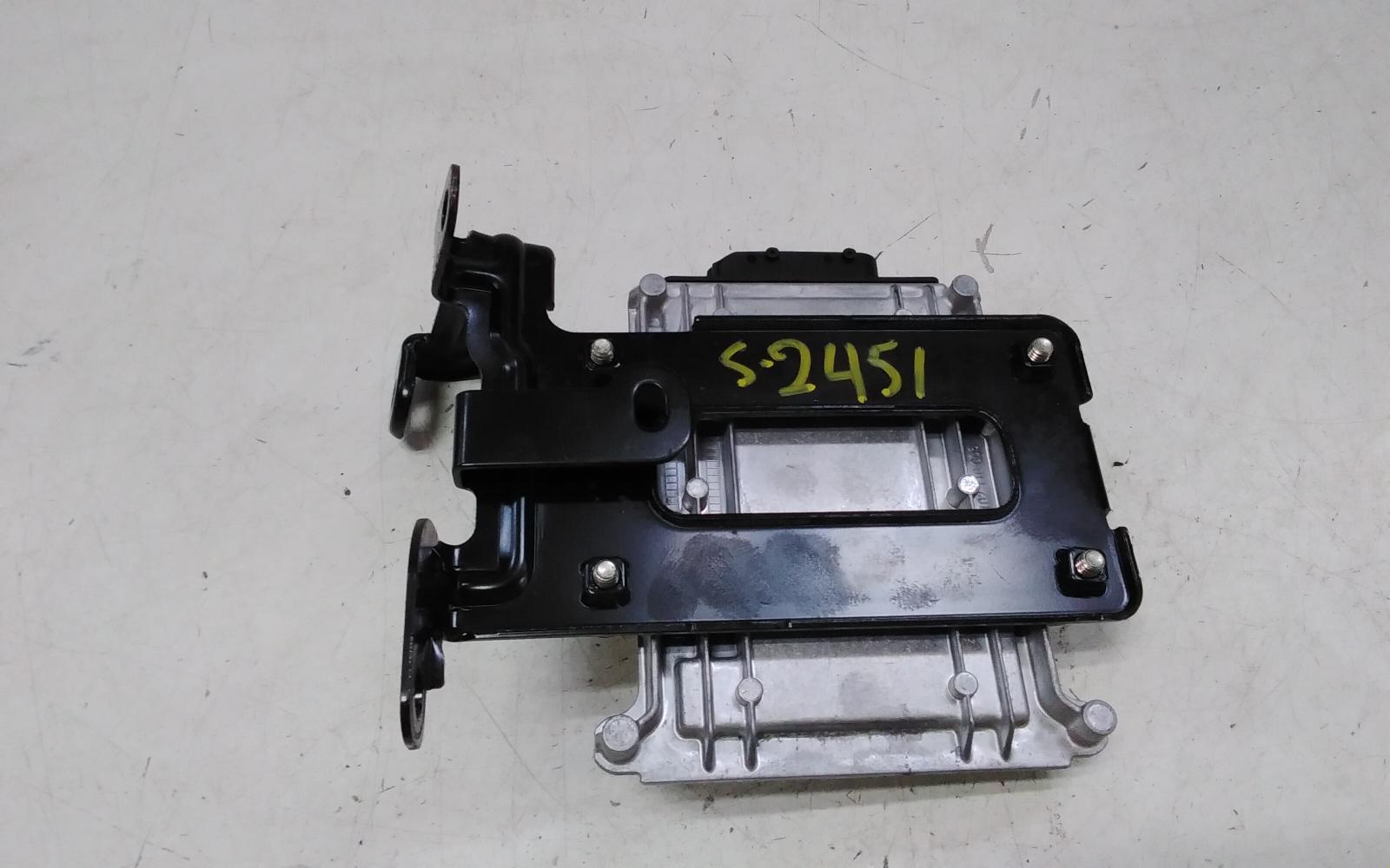 View Auto part Ecu Hyundai Staria 2022