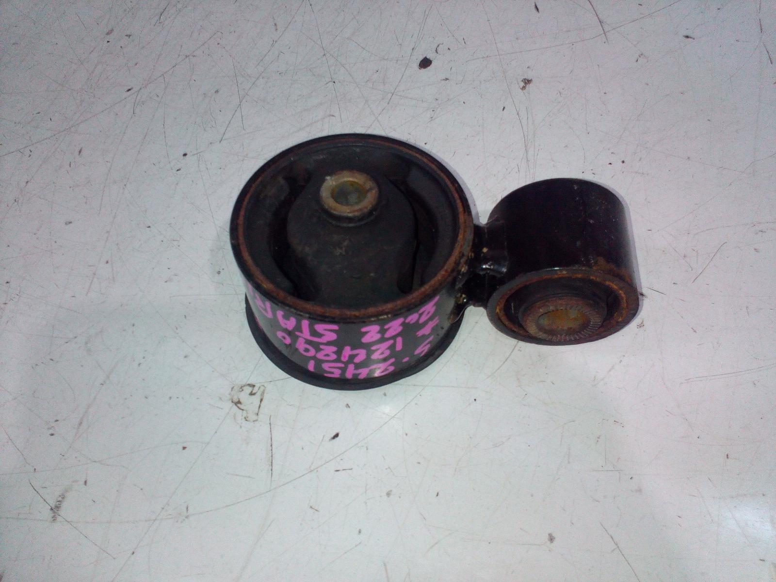 View Auto part Mount Hyundai Staria 2022