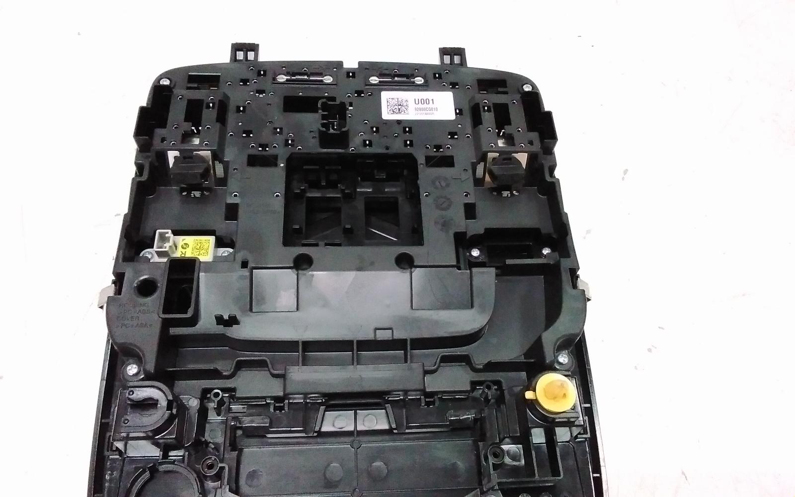 View Auto part Courtesy Light Hyundai Staria 2022