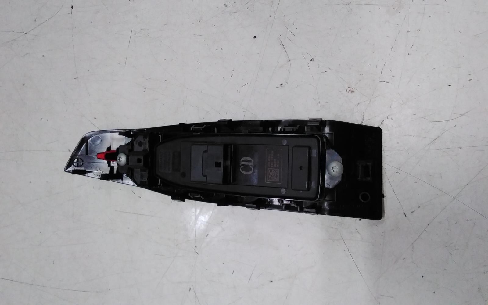 View Auto part Pwr Dr Wind Switch Nissan Xtrail 2024