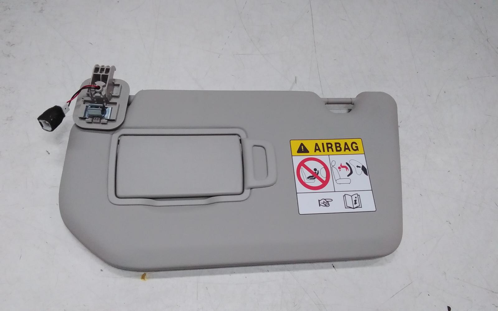 View Auto part Sunvisor Nissan Xtrail 2024