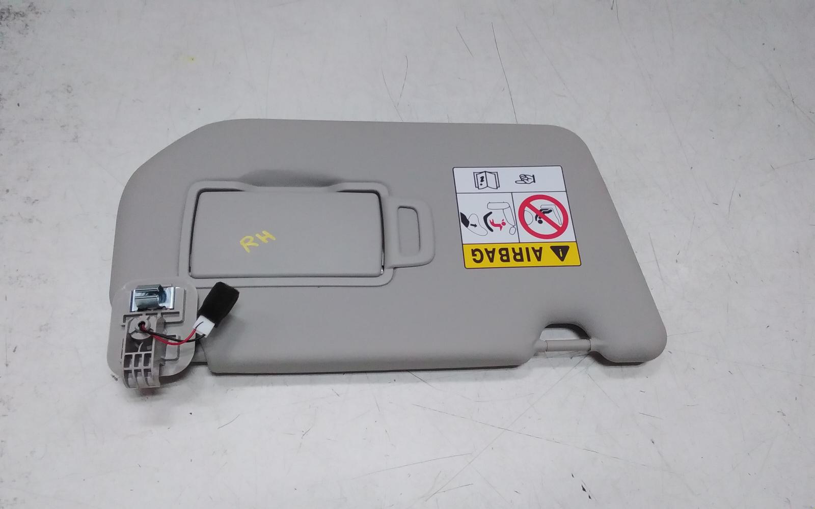 View Auto part Sunvisor Nissan Xtrail 2024