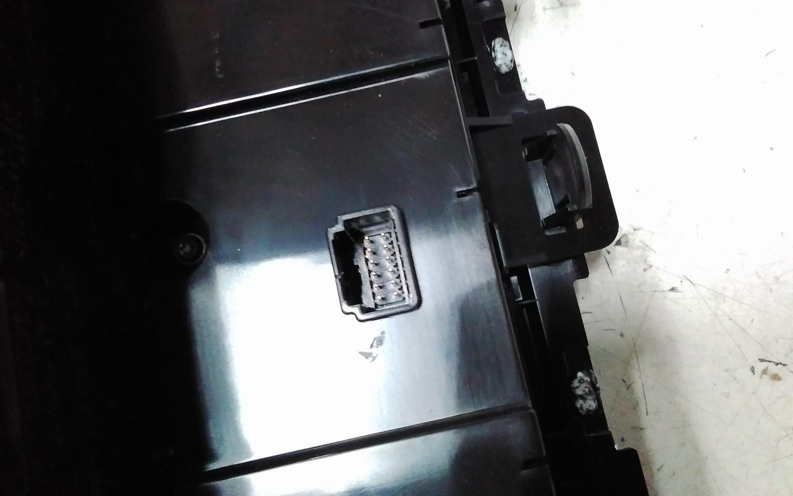 View Auto part Heater/Ac Controls Nissan Xtrail 2024