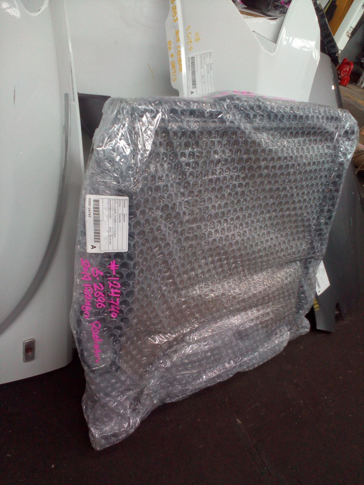 View Auto part Radiator Ford Ranger 2019