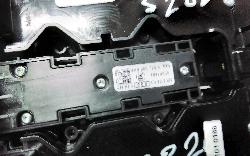 View Auto part Courtesy Light Audi Q7 2023