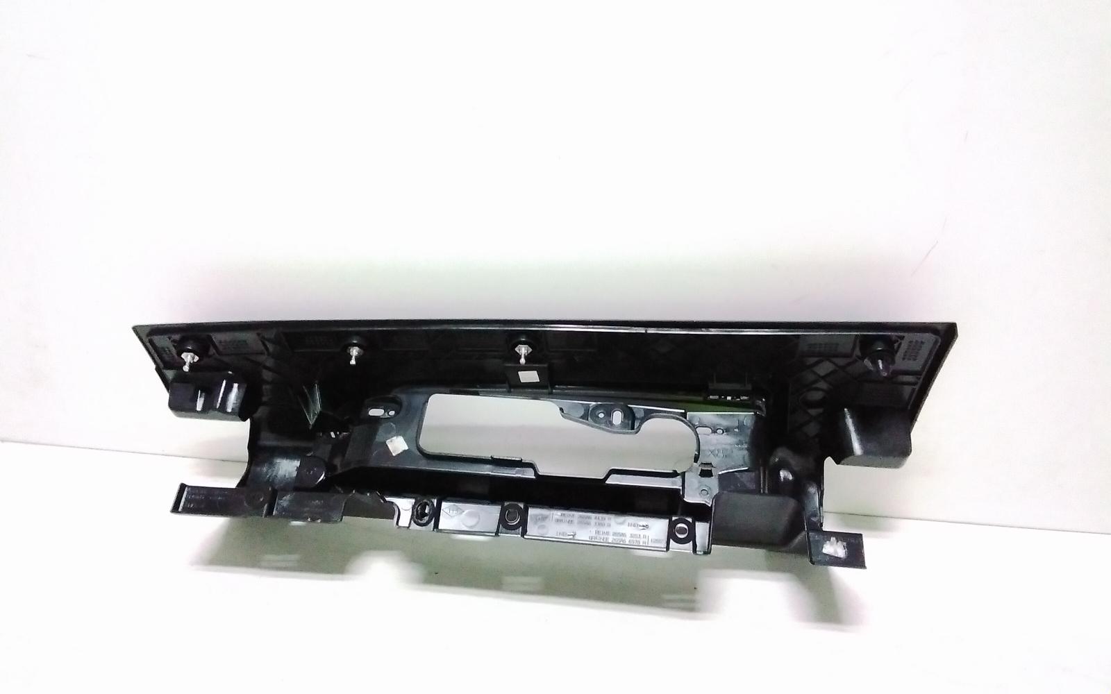 View Auto part Trim Panel Renault Trafic 2021