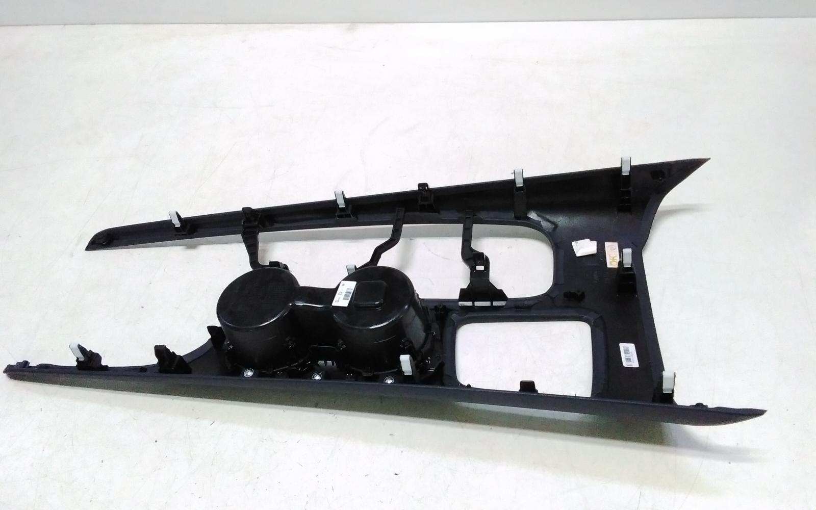 View Auto part Misc Genesis Gv70 2024