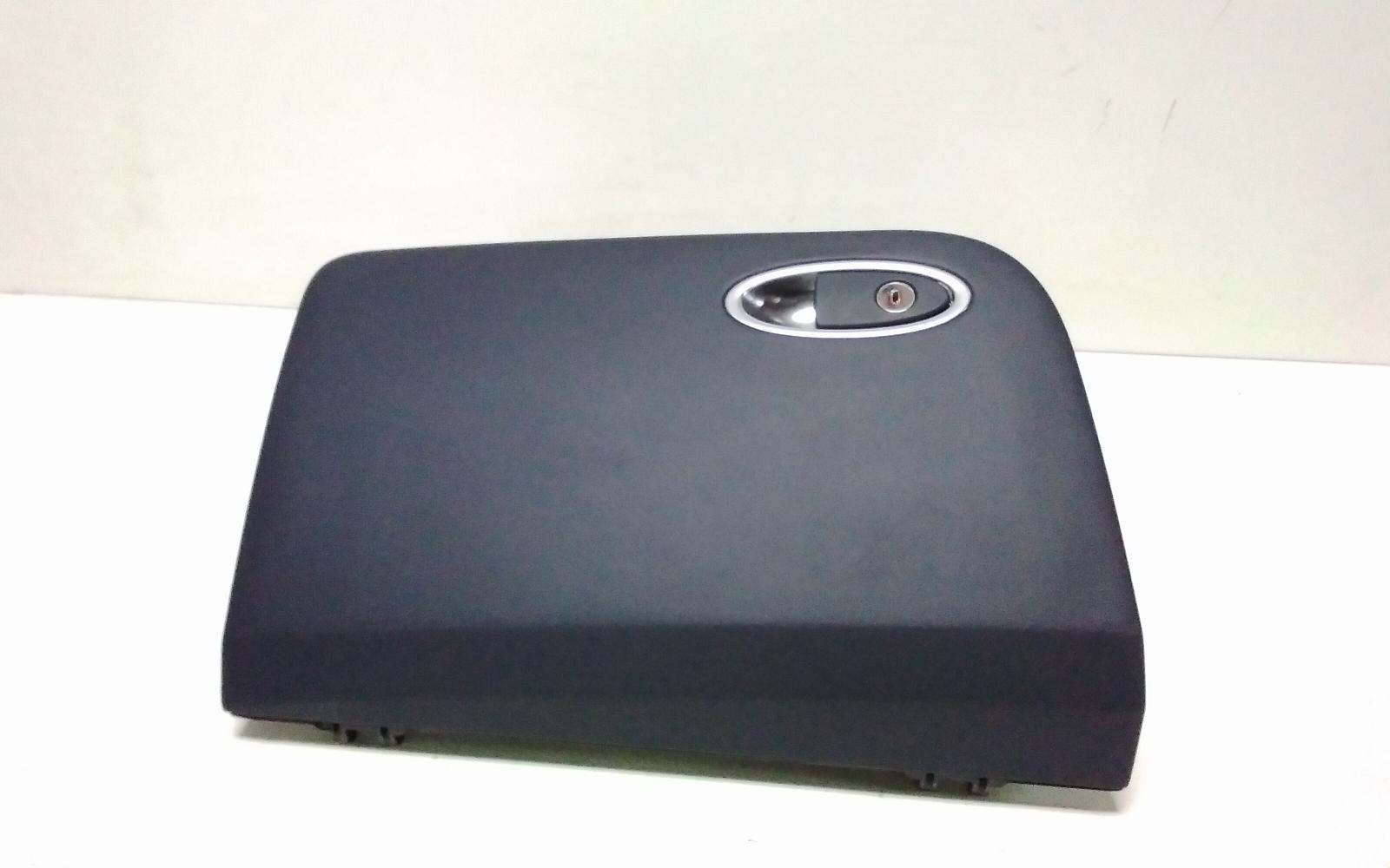 View Auto part Glove Box Genesis Gv70 2024