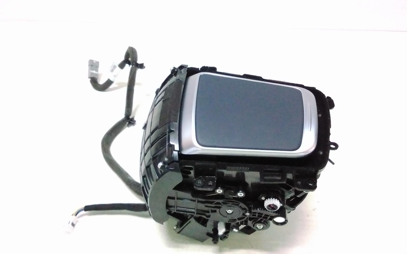 View Auto part Misc Switch/Relay Genesis Gv70 2024