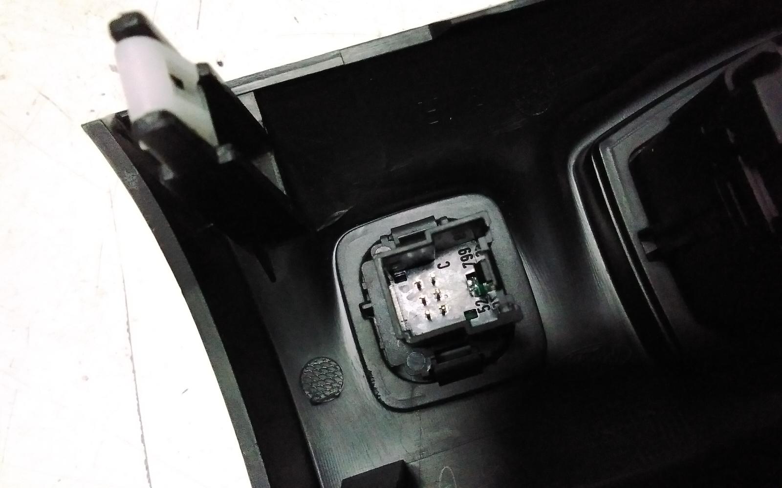 View Auto part Combination Switch Ford Ranger 2019