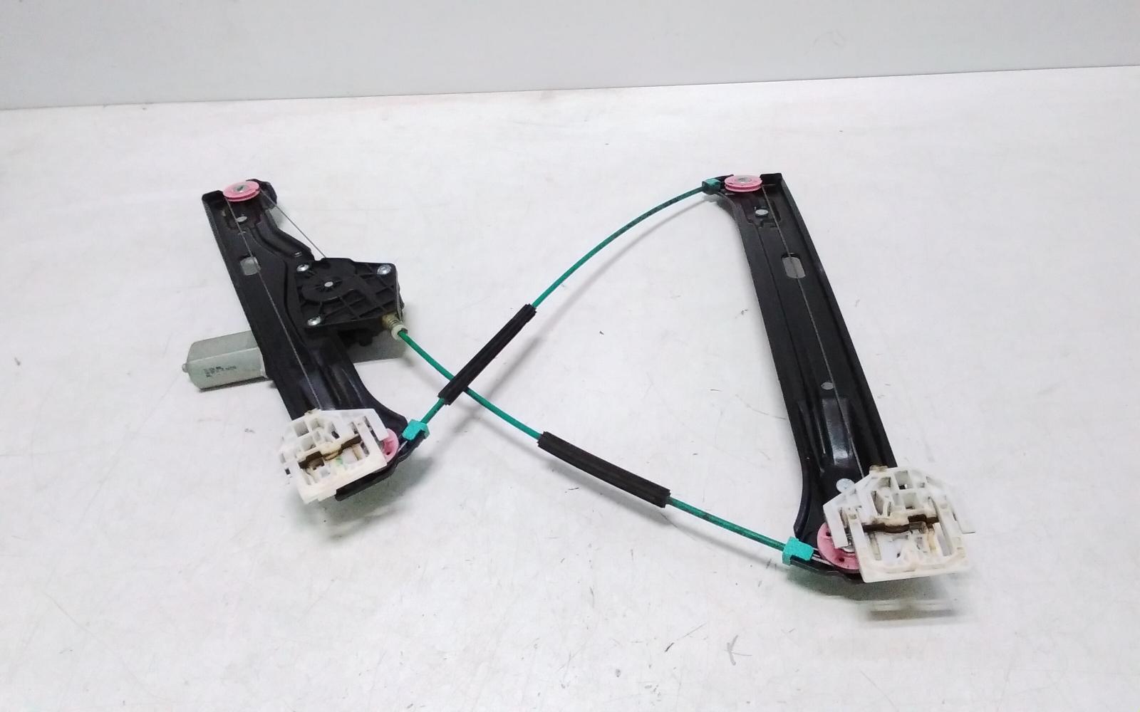 View Auto part Right Front Window Reg/Motor Bmw 1 Series 2012