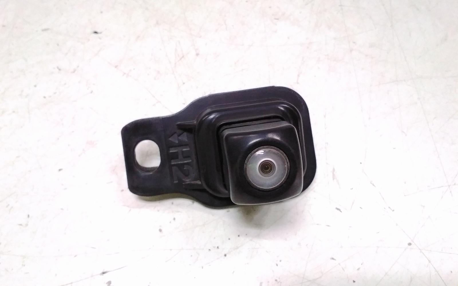 View Auto part Reverse Camera Toyota Kluger 2014