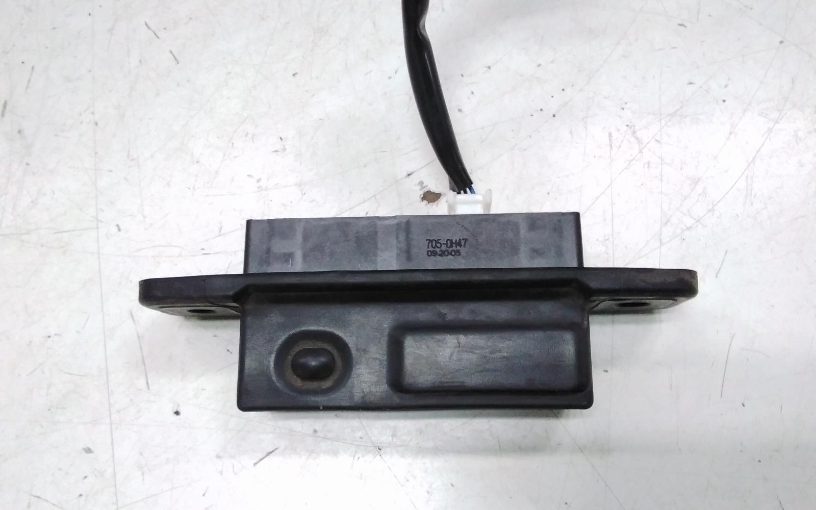 View Auto part Tailgate Handle Toyota Kluger 2014