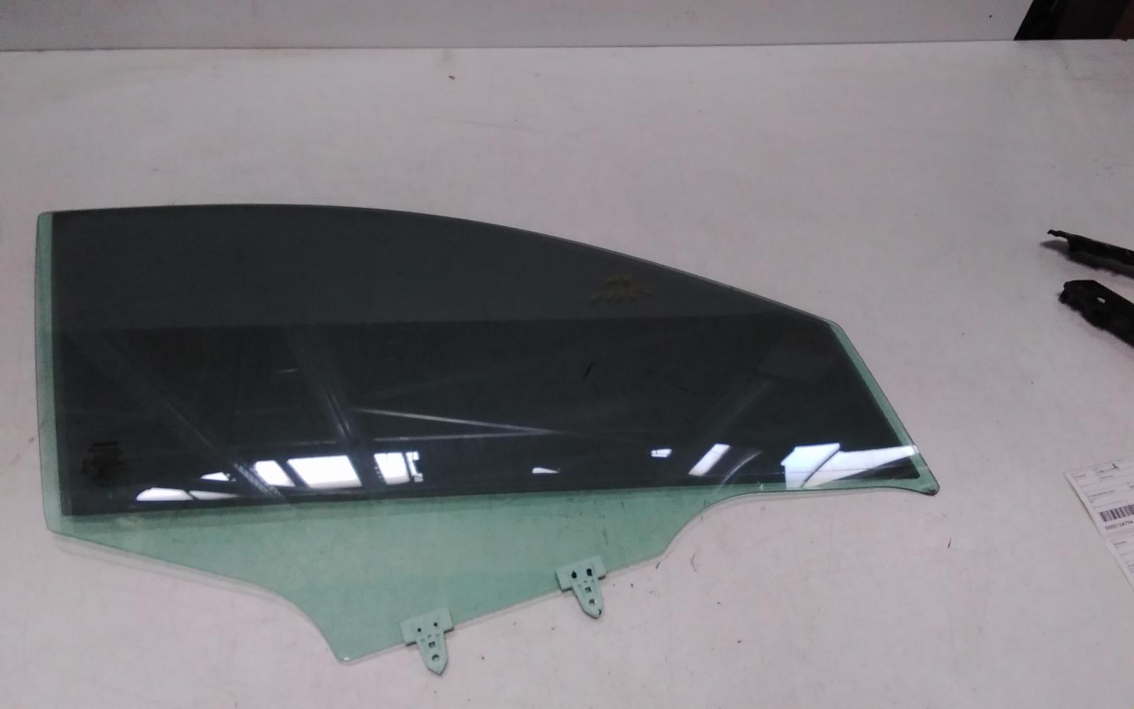 View Auto part Right Front Door Window Nissan Qashqai 2015