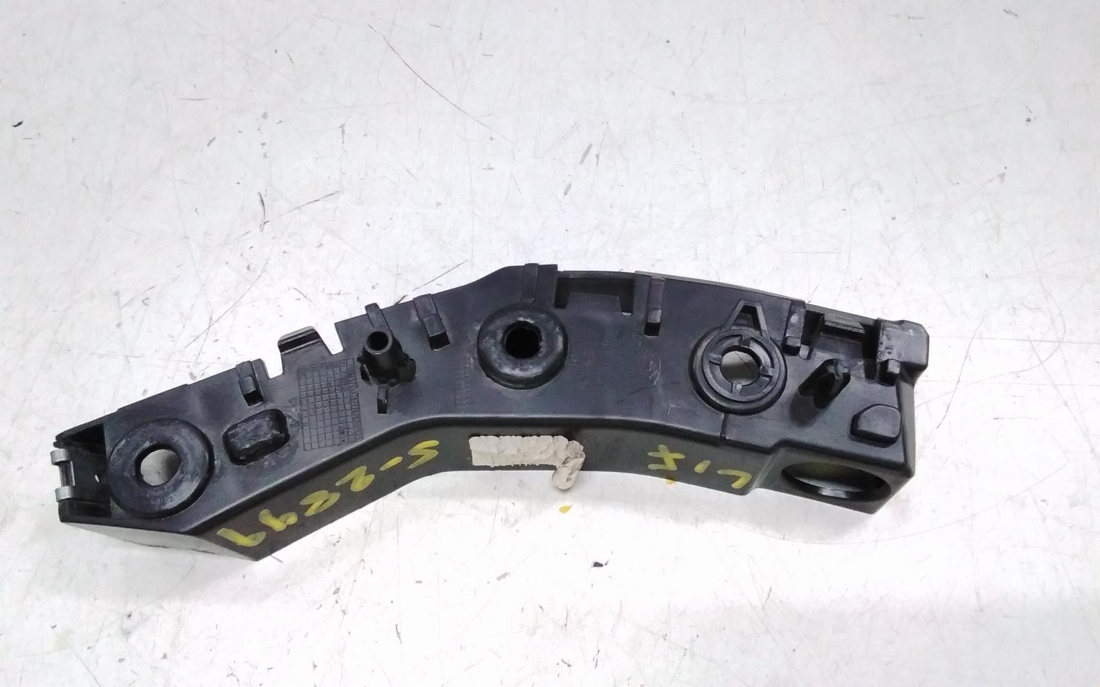 View Auto part Misc Bracket Chery Omoda 5 2024