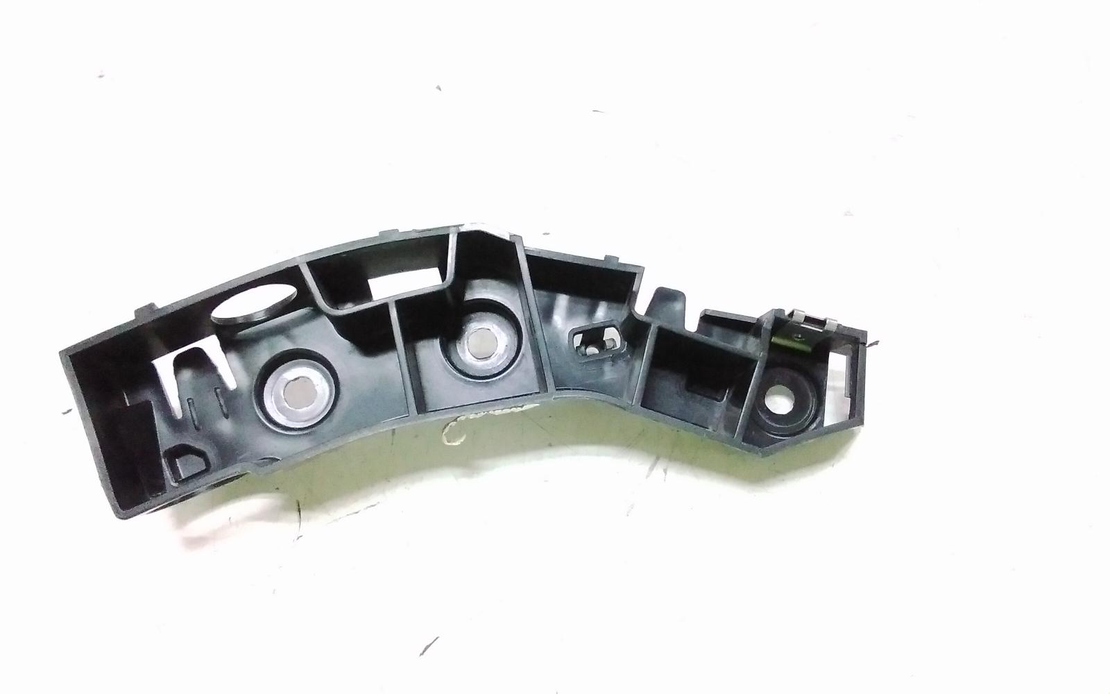 View Auto part Misc Bracket Chery Omoda 5 2024
