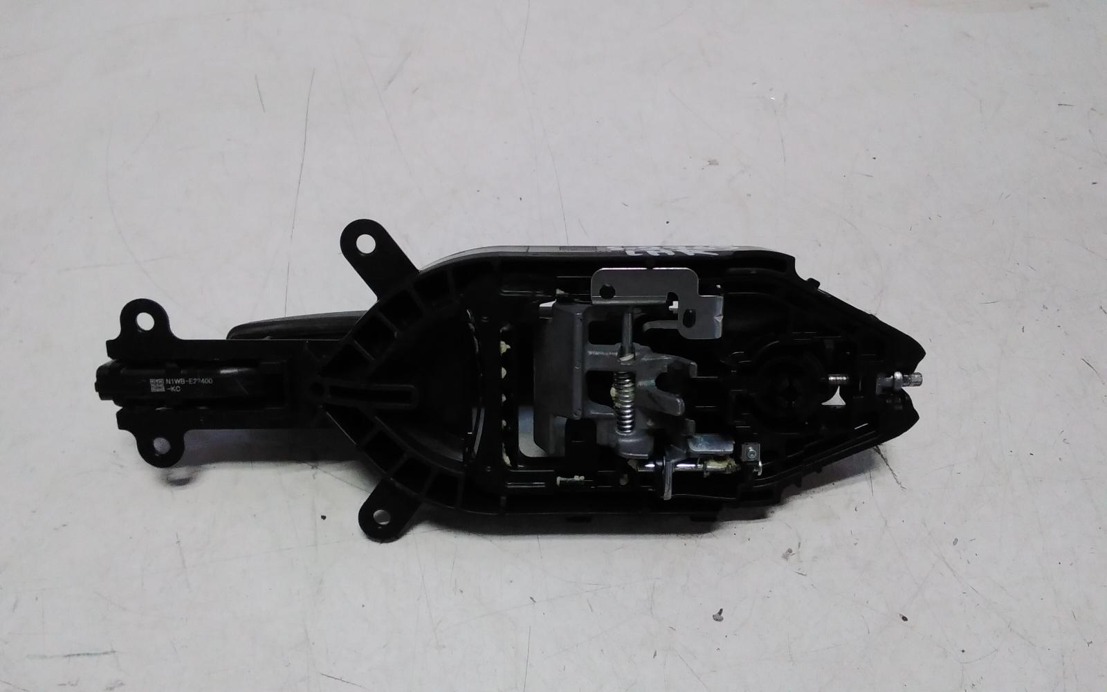 View Auto part Door Handle Ford Ranger 2023