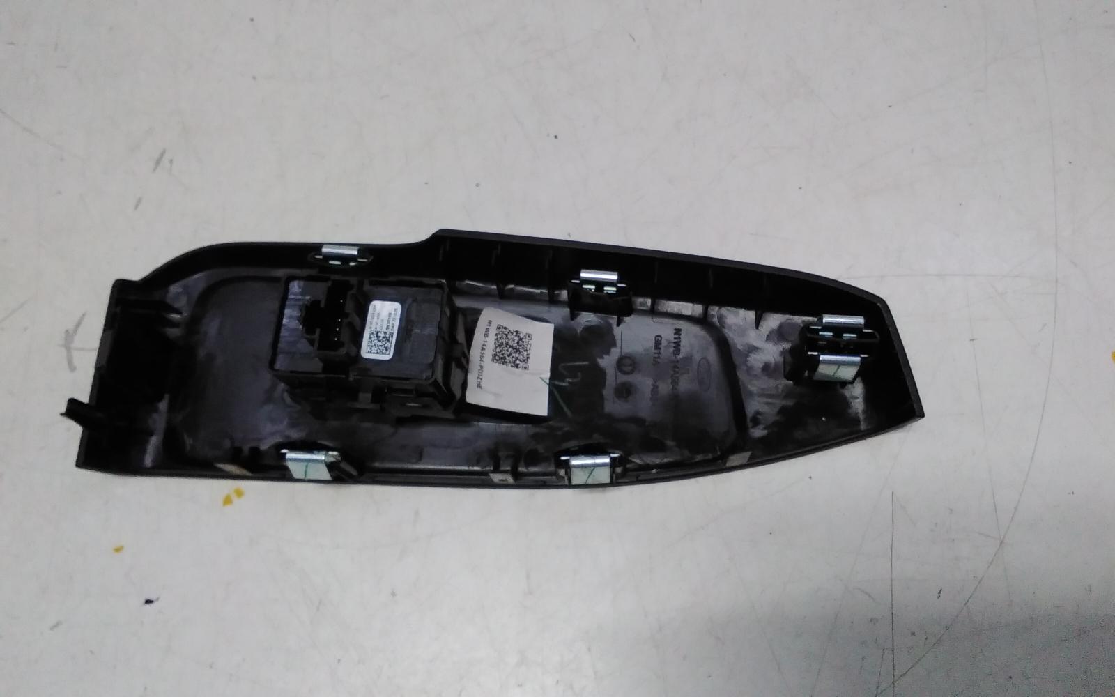 View Auto part Pwr Dr Wind Switch Ford Ranger 2023