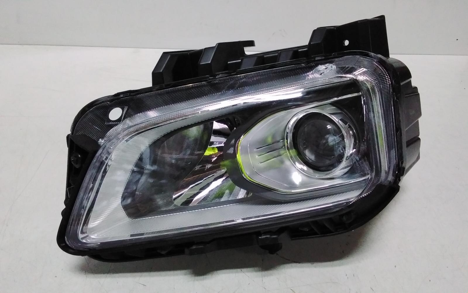 View Auto part Left Headlamp Hyundai Kona 2020