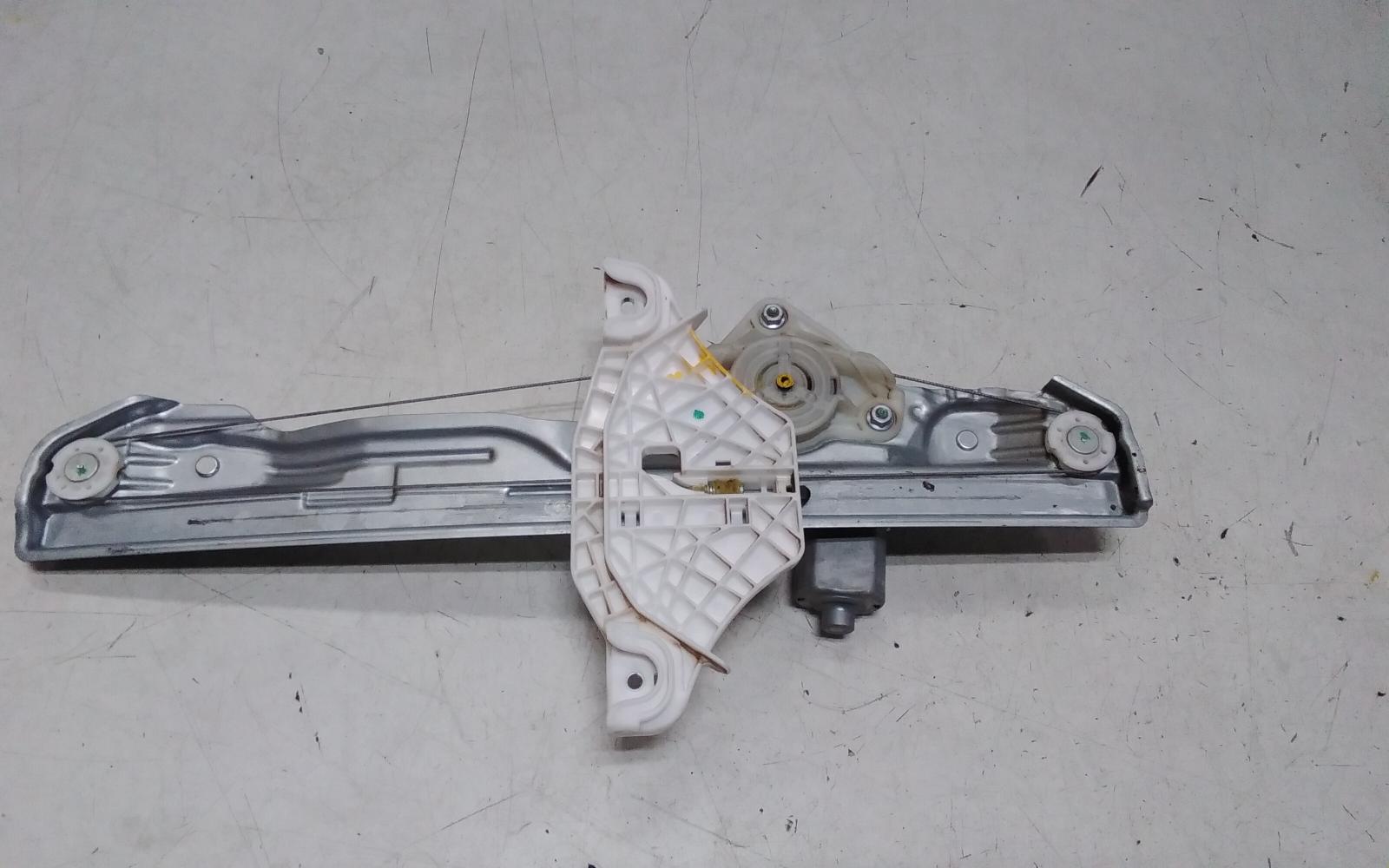 View Auto part Right Rear Wnd Reg/Motor Hyundai Kona 2020