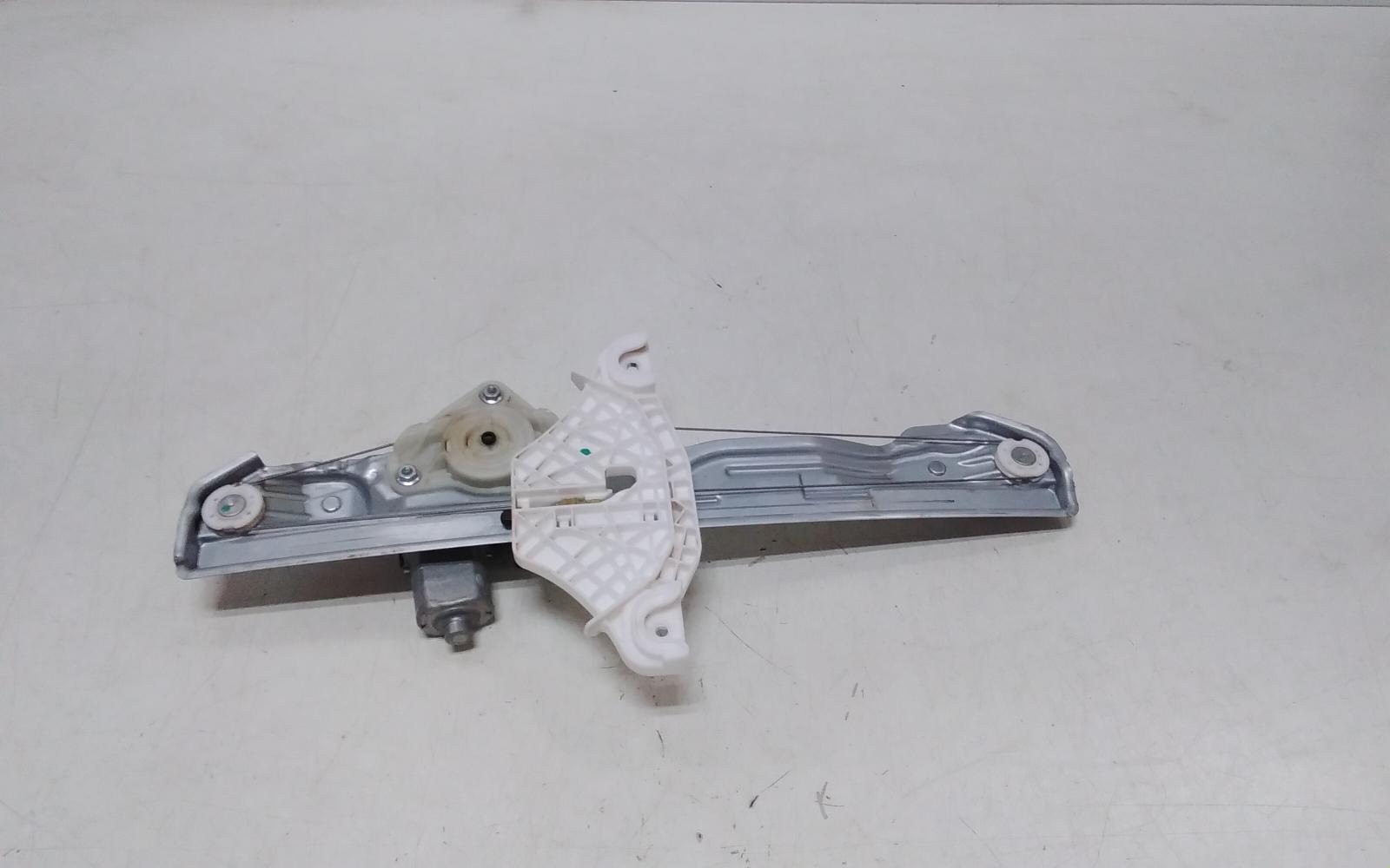View Auto part Left Rear Wnd Reg/Motor Hyundai Kona 2020