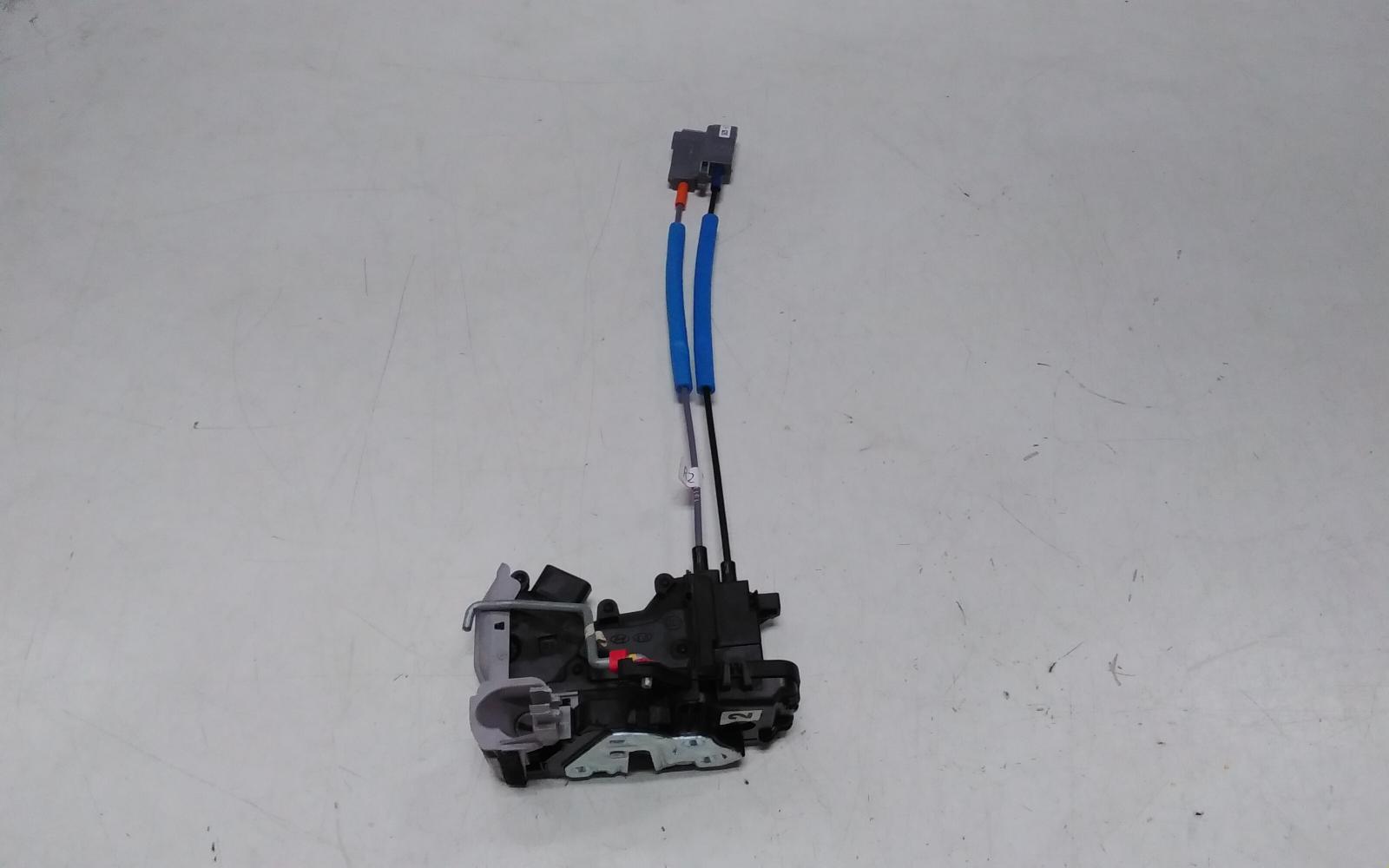 View Auto part Door/Boot/Gate Lock Hyundai Kona 2020