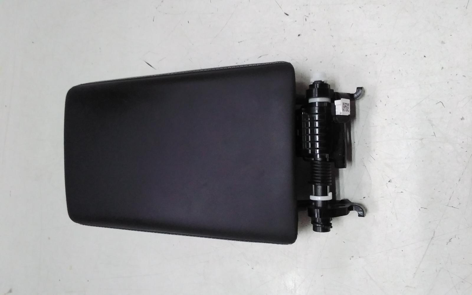 View Auto part Console Tesla Model 3 2021