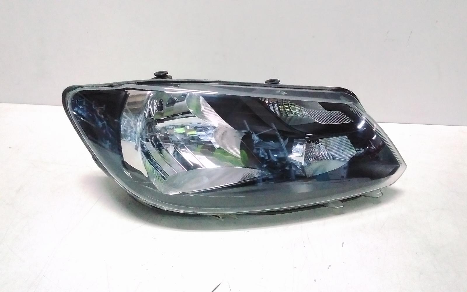 View Auto part Right Headlamp Volkswagen Caddy 2014