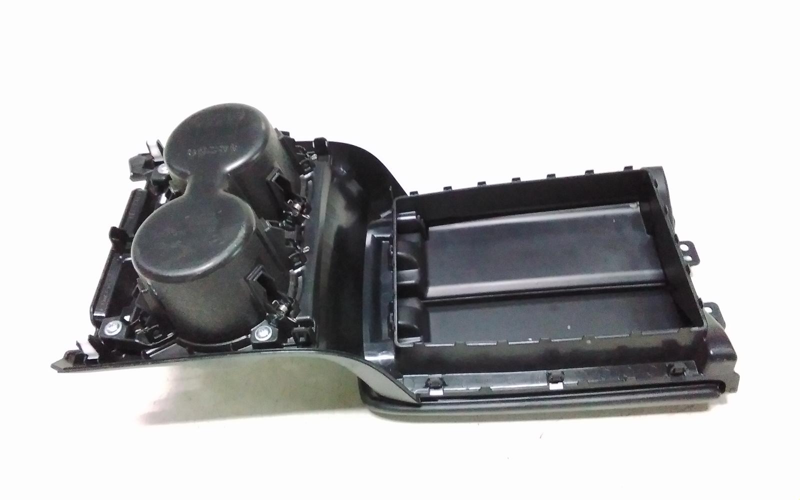 View Auto part Console Mazda Cx9 2020
