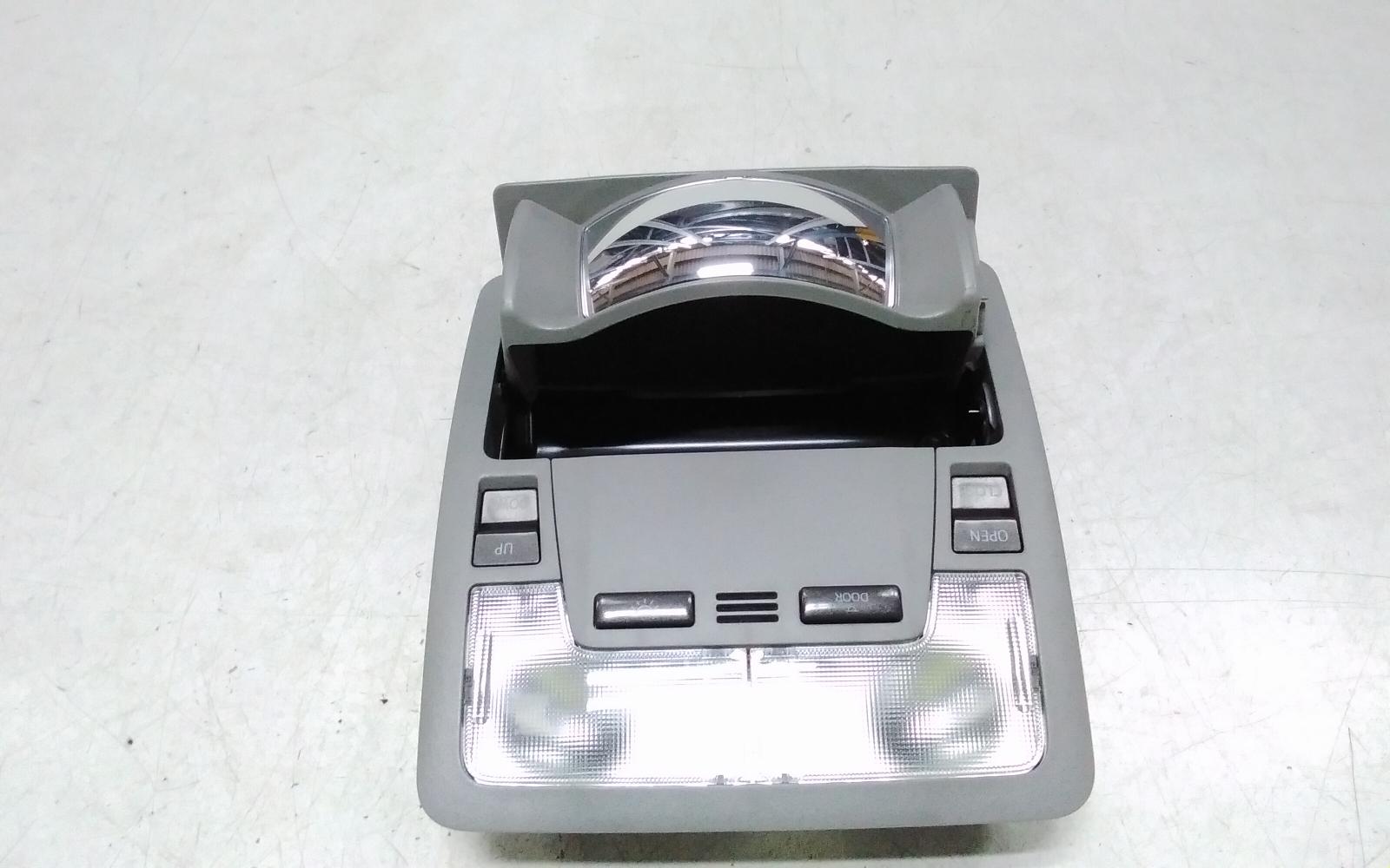 View Auto part Courtesy Light Toyota Kluger 2014