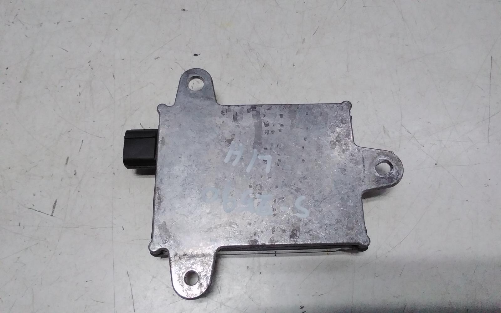 View Auto part Misc Switch/Relay Toyota Kluger 2014
